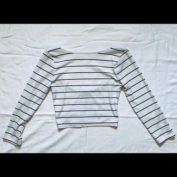 Crop Top - Picture 4 of 4